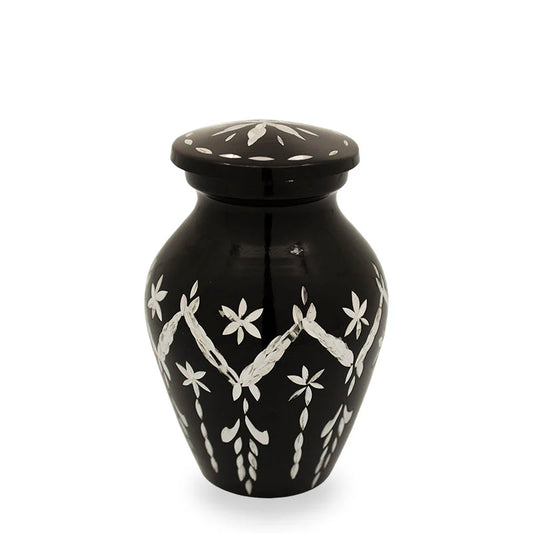 Garland Drop - Black Keepsake