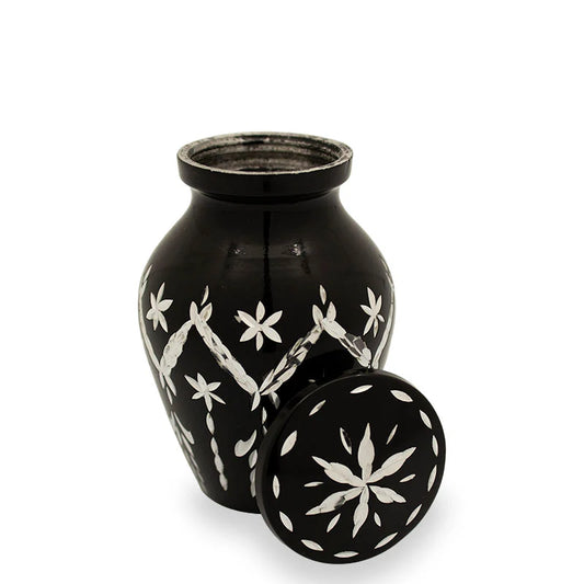 Garland Drop - Black Keepsake